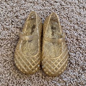 old navy gold jelly sandals